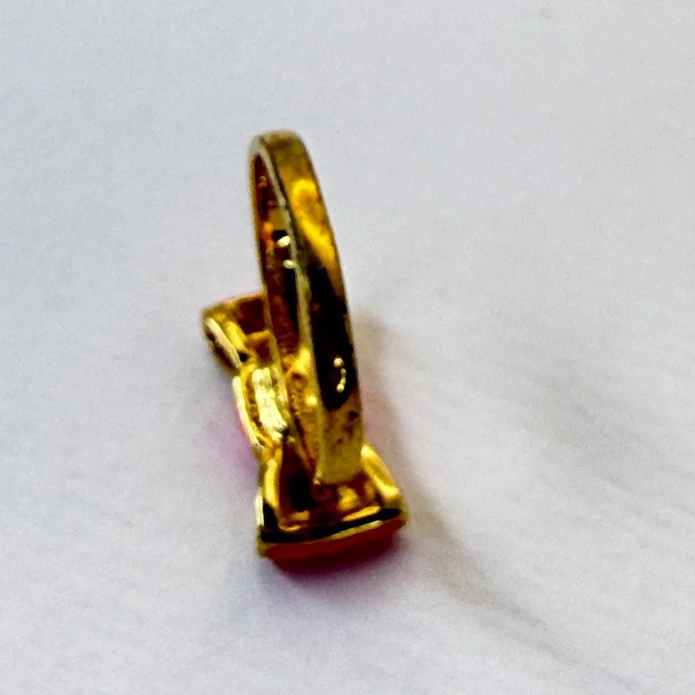 Kate Spade New York Hot Pink Enamel Bow Gold Tone Ring Size 7 WBRU5152